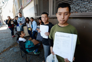 Young Immigrants Apply For Obama Administration's Temporary Deportation Reprieve