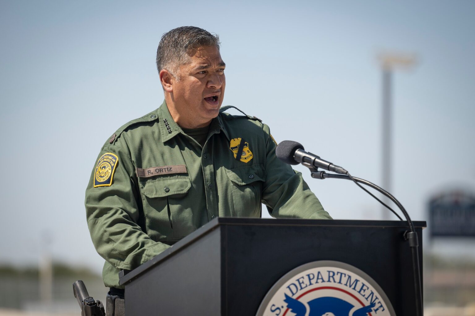 Border Patrol Chief Retires After End of Title 42